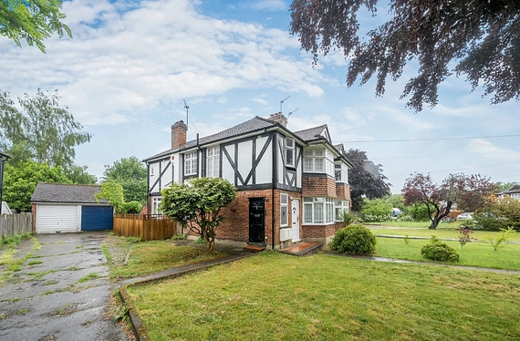 Vale Crescent, Kingston Vale, Greater London, SW15 - Kinleigh Folkard & Hayward