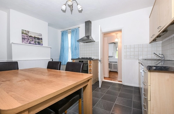 Leahurst Road, Hither Green, London, SE13 - Kinleigh Folkard & Hayward