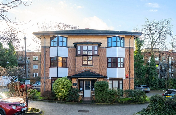 Celestial Gardens, London, SE13 - Kinleigh Folkard & Hayward