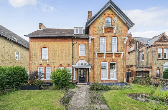 College Park Close, London, SE13 - Kinleigh Folkard & Hayward