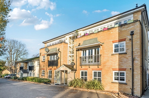 Glenmere Row, Lee, London, SE12 - Kinleigh Folkard & Hayward