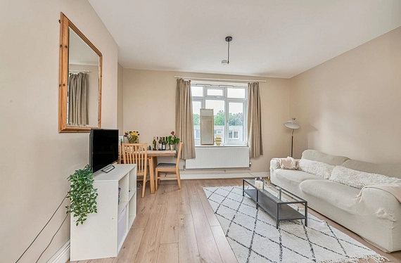 Crosby Row, London, SE1 - Kinleigh Folkard & Hayward