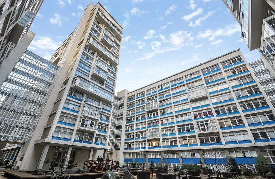 Newington Causeway, London, SE1 - Kinleigh Folkard & Hayward