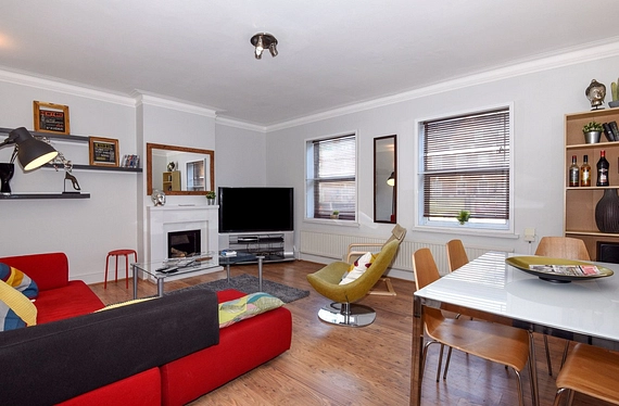 Tower Bridge Road, London, SE1 - Kinleigh Folkard & Hayward