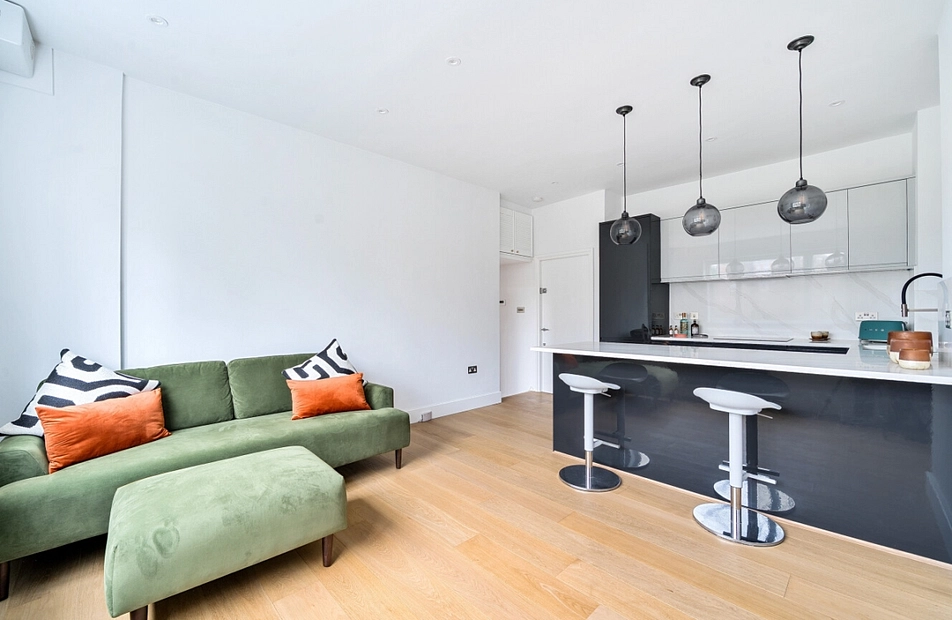 Creighton Avenue, London, N10 - Kinleigh Folkard & Hayward