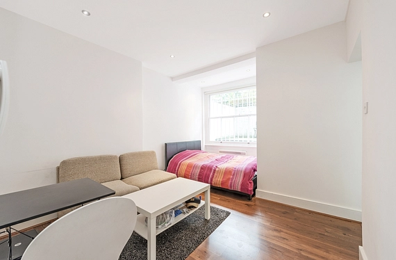 Kensington Park Road, Holland Park, London, W11 - Kinleigh Folkard & Hayward