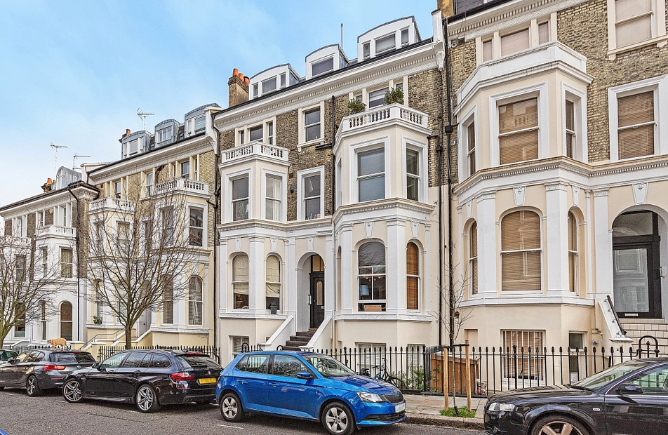 Campden Hill Gardens, London, W8 - Kinleigh Folkard & Hayward