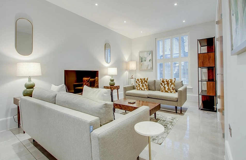 Pembridge Road, Notting Hill, Kensington and Chelsea, London, W11 - Kinleigh Folkard & Hayward