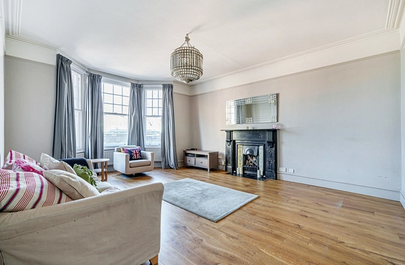 Lower Richmond Road, London, SW15 - Kinleigh Folkard & Hayward