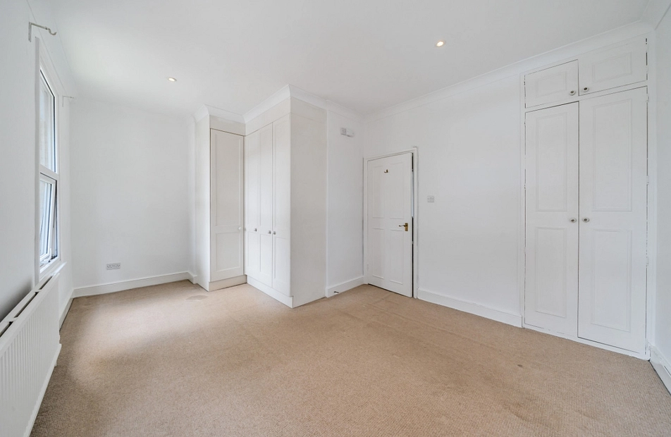 Old York Road, Wandsworth, London, SW18 - Kinleigh Folkard & Hayward