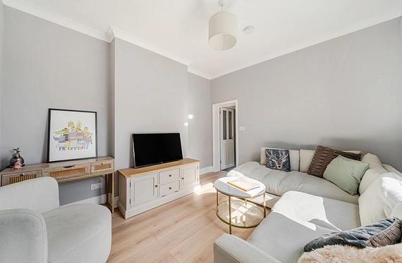 Lower Richmond Road, Putney, London, SW15 - Kinleigh Folkard & Hayward