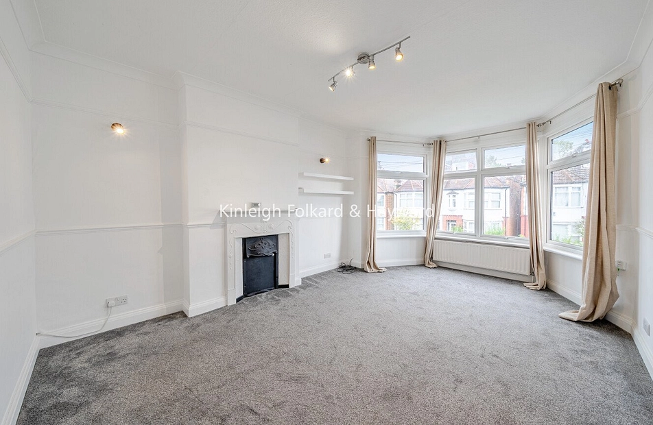 Claremont Avenue, New Malden, KT3 - Kinleigh Folkard & Hayward