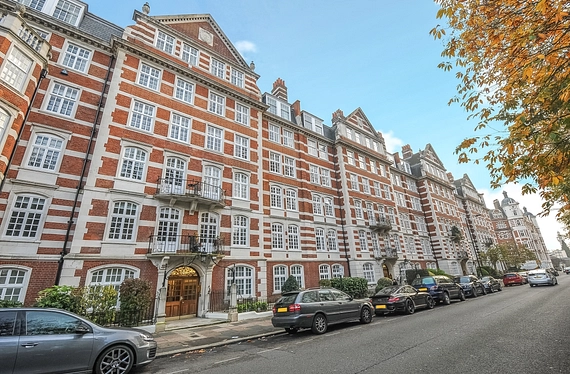 St. Johns Wood High Street, St Johns Wood, NW8 - Kinleigh Folkard & Hayward