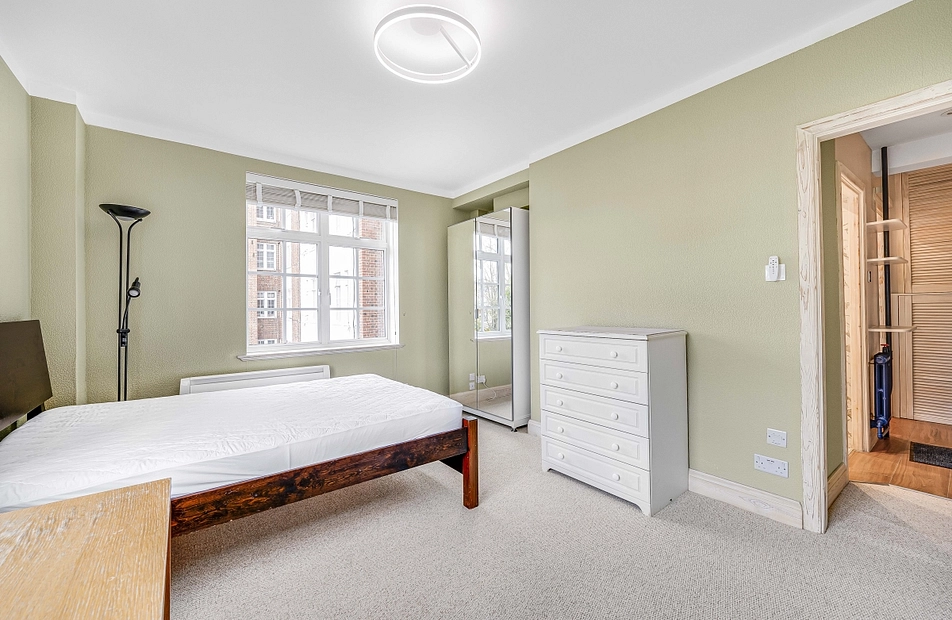 Abbey Road, St John's Wood, London, NW8 - Kinleigh Folkard & Hayward