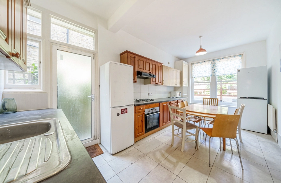 Barcombe Avenue, Streatham Hill, London, SW2 - Kinleigh Folkard & Hayward