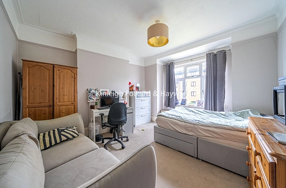 Ambleside Gardens, London, SW16 - Kinleigh Folkard & Hayward