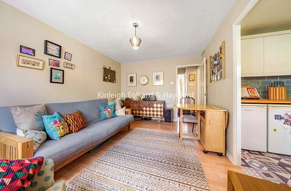 Molyneux Drive, London, SW17 - Kinleigh Folkard & Hayward