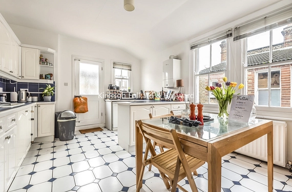 Mantilla Road, Tooting, London, SW17 - Kinleigh Folkard & Hayward