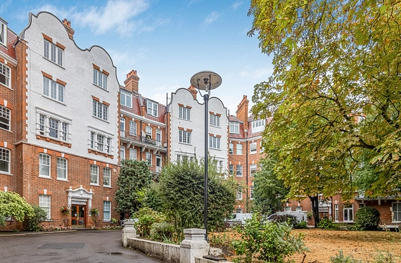 Kings Gardens, London, NW6 - Kinleigh Folkard & Hayward