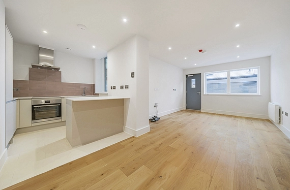 Broadway Court, Wimbledon, London, SW19 - Kinleigh Folkard & Hayward