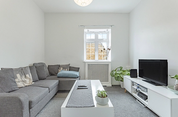 The Downs, Wimbledon, London, SW20 - Kinleigh Folkard & Hayward