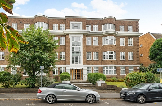 The Downs, London, SW20 - Kinleigh Folkard & Hayward