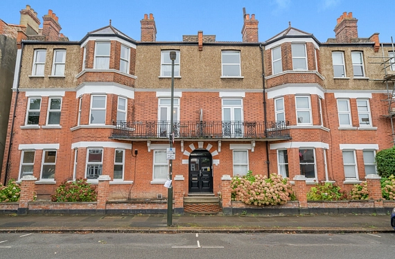 Alwyne Road, London, SW19 - Kinleigh Folkard & Hayward