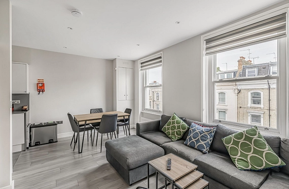 Finborough Road, London, SW10 - Kinleigh Folkard & Hayward