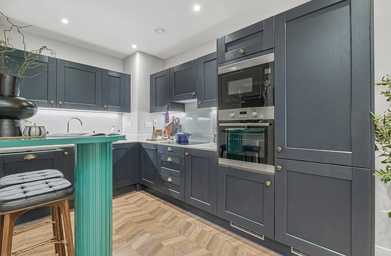 Bendon Valley, Garratt Ln, Earlsfield, SW18 - Kinleigh Folkard & Hayward