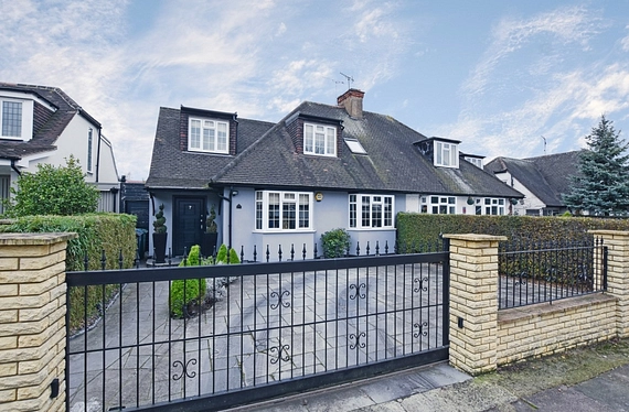 Purley Avenue, London, NW2 - Kinleigh Folkard & Hayward