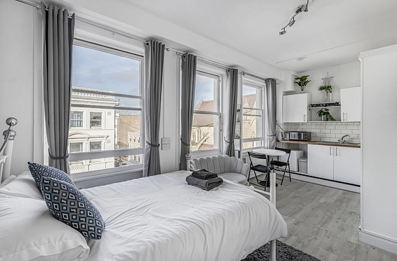 Castletown Road, West Kensington, London, W14 - Kinleigh Folkard & Hayward