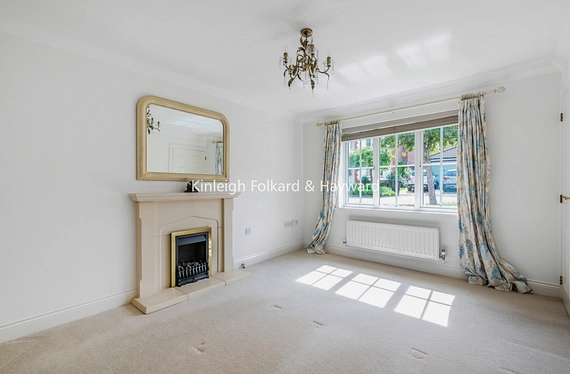 Newlyn Close, Orpington, Kent, BR6 - Kinleigh Folkard & Hayward