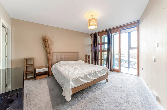 Lombard Road, London, SW11 - Kinleigh Folkard & Hayward