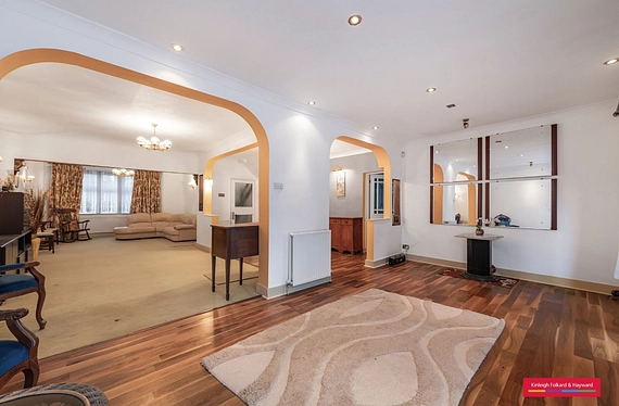 Walmington Fold, London, N12 - Kinleigh Folkard & Hayward