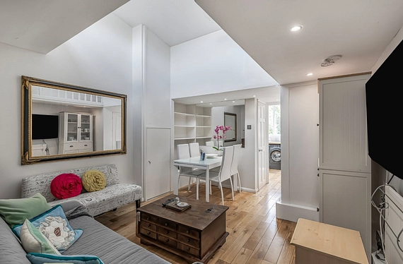 Finborough Road, Chelsea, London, SW10 - Kinleigh Folkard & Hayward