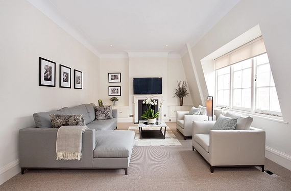 Sloane Court East, London, SW3 - Kinleigh Folkard & Hayward