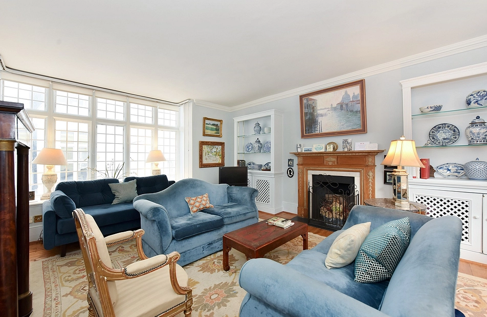 Thurloe Place Mews, Kensington and Chelsea, London, SW7 - Kinleigh Folkard & Hayward