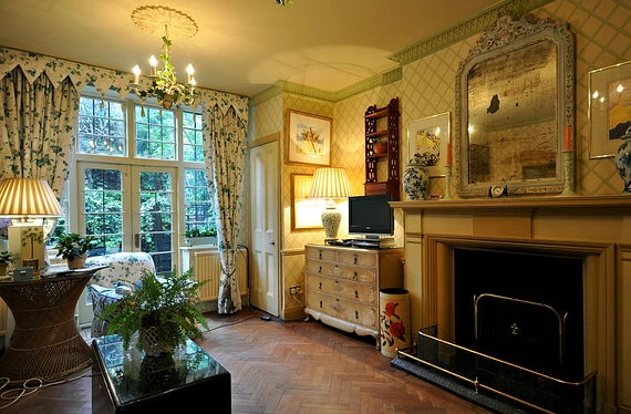 Petyt Place, London, SW3 - Kinleigh Folkard & Hayward