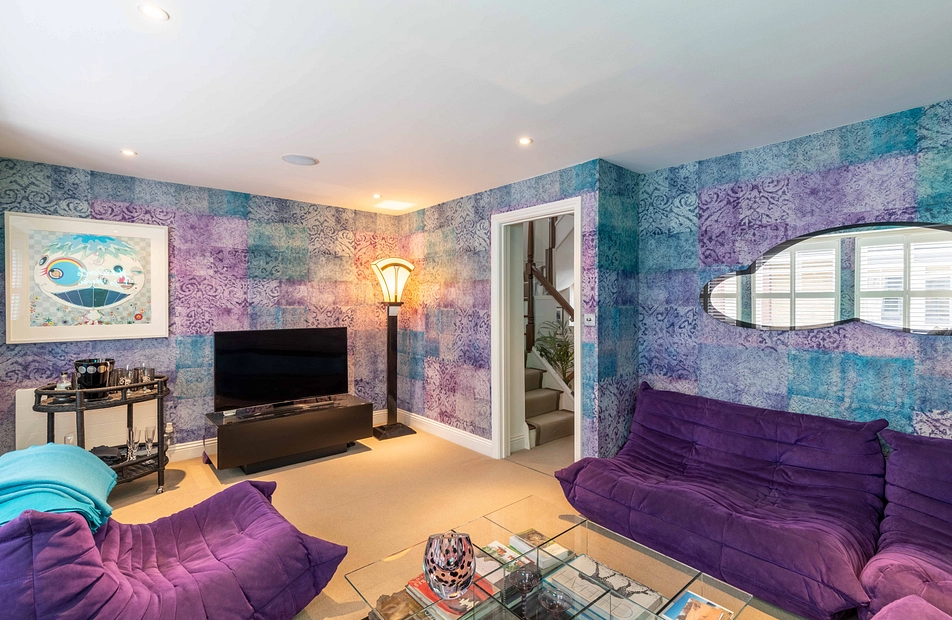 St Catherine Mews, Kensington and Chelsea, London, SW3 - Kinleigh Folkard & Hayward