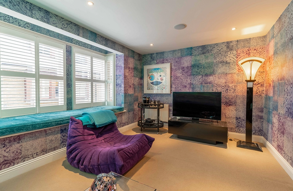 St Catherine Mews, Kensington and Chelsea, London, SW3 - Kinleigh Folkard & Hayward