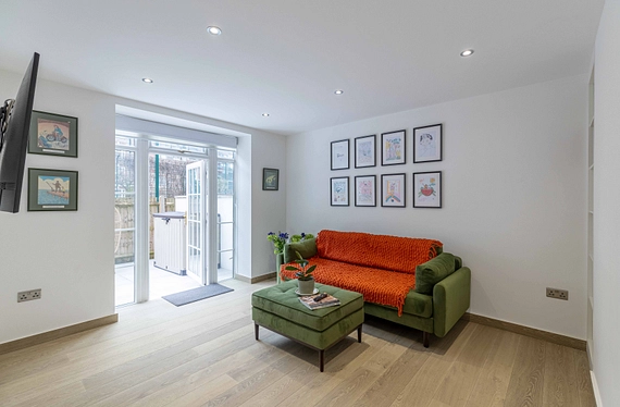 Ebury Bridge Road, Pimlico, London, SW1W - Kinleigh Folkard & Hayward