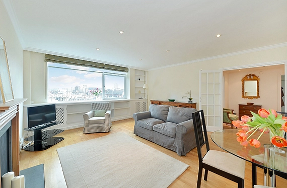 Holbein Place, Chelsea, London, SW1W - Kinleigh Folkard & Hayward
