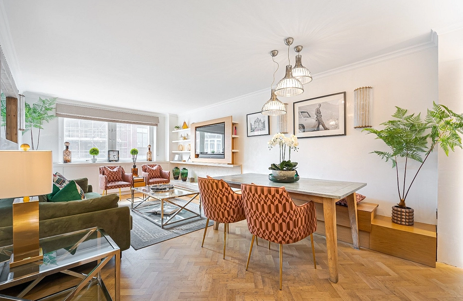 Hans Crescent, Kensington and Chelsea, London, SW1X - Kinleigh Folkard & Hayward