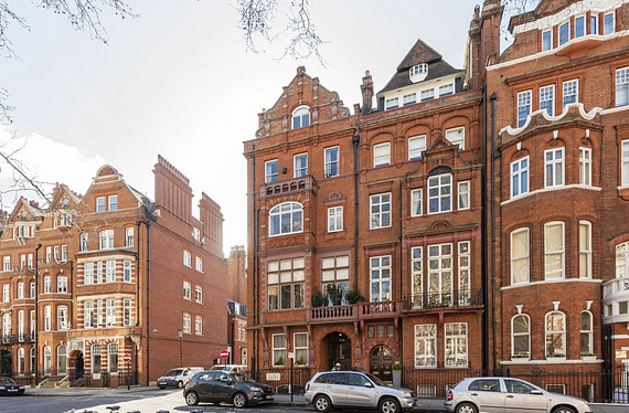 Cadogan Gardens, Chelsea, SW3 - Kinleigh Folkard & Hayward