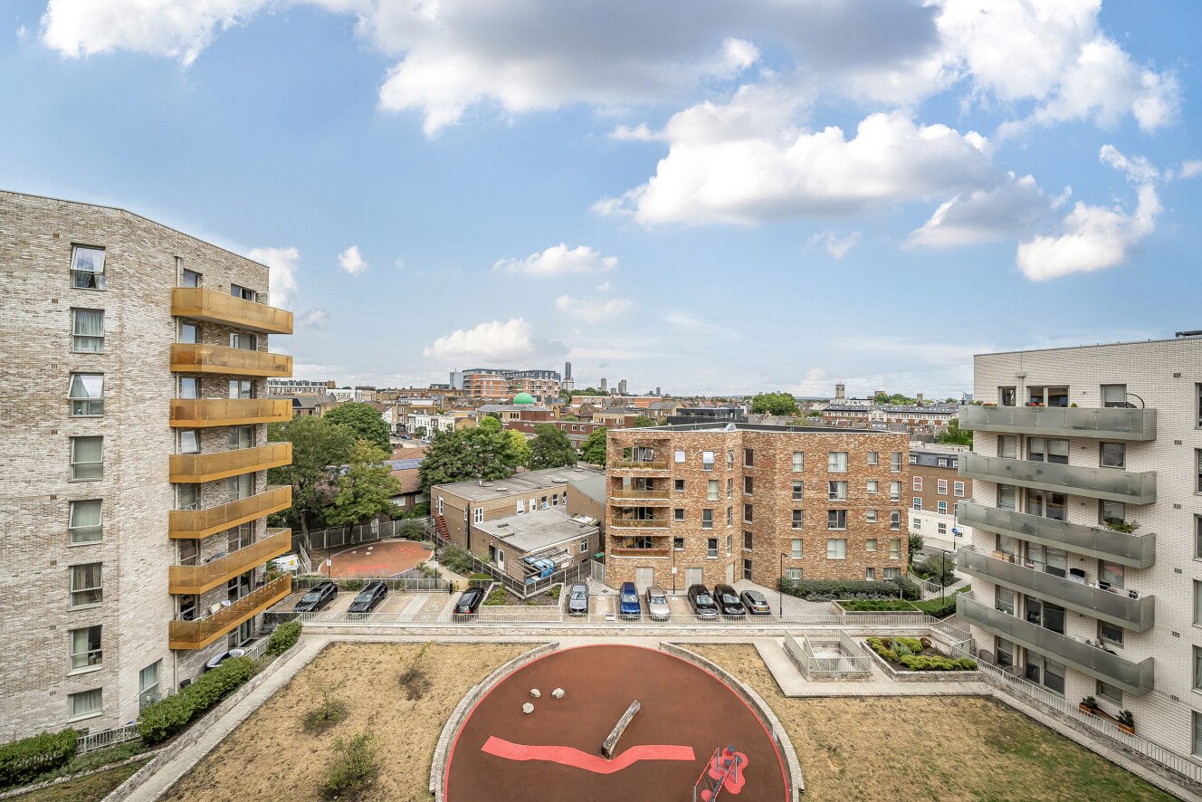 Avenue Road, Acton, London, W3