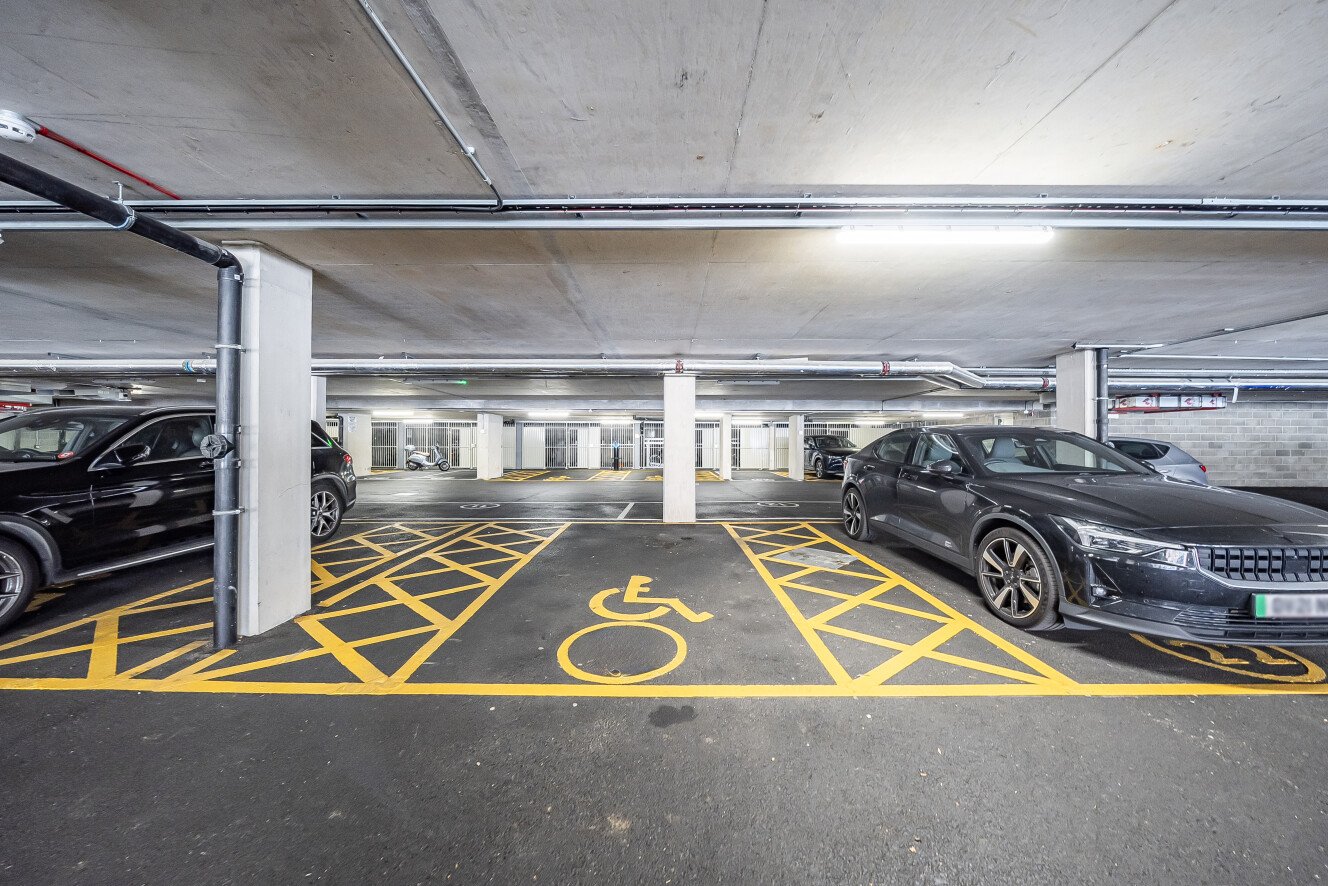 Avenue Road, Acton, London, W3