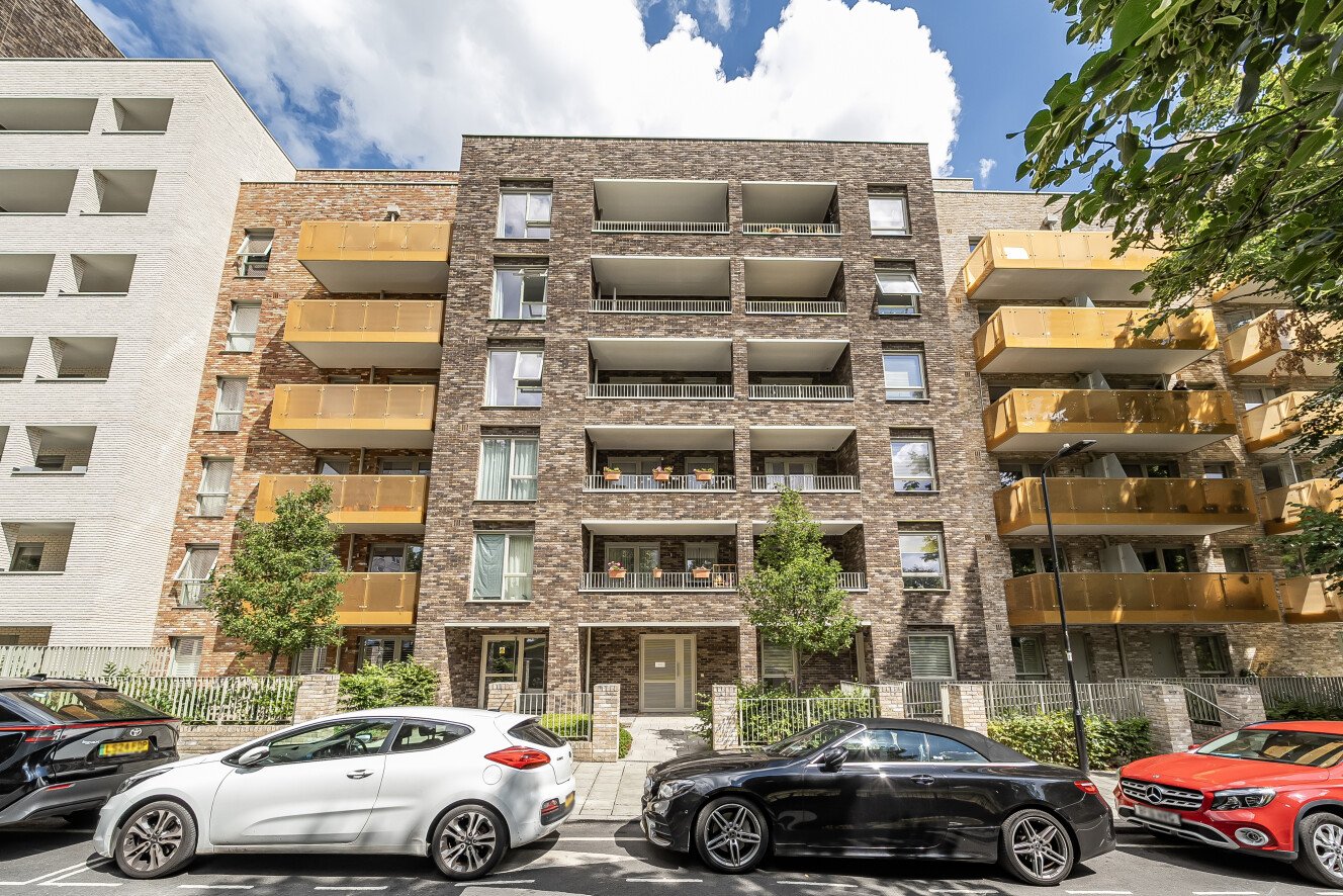 Avenue Road, Acton, London, W3