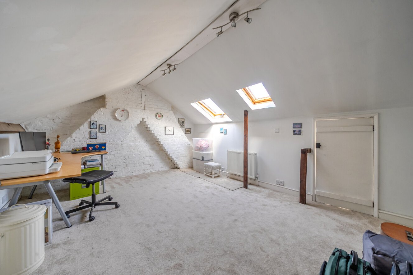 Sistova Road, Balham, London, SW12