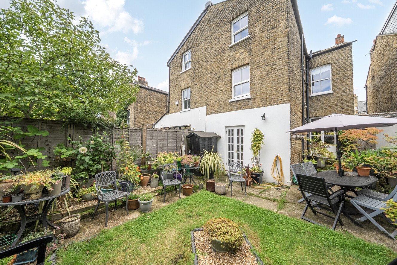 Sistova Road, Balham, London, SW12