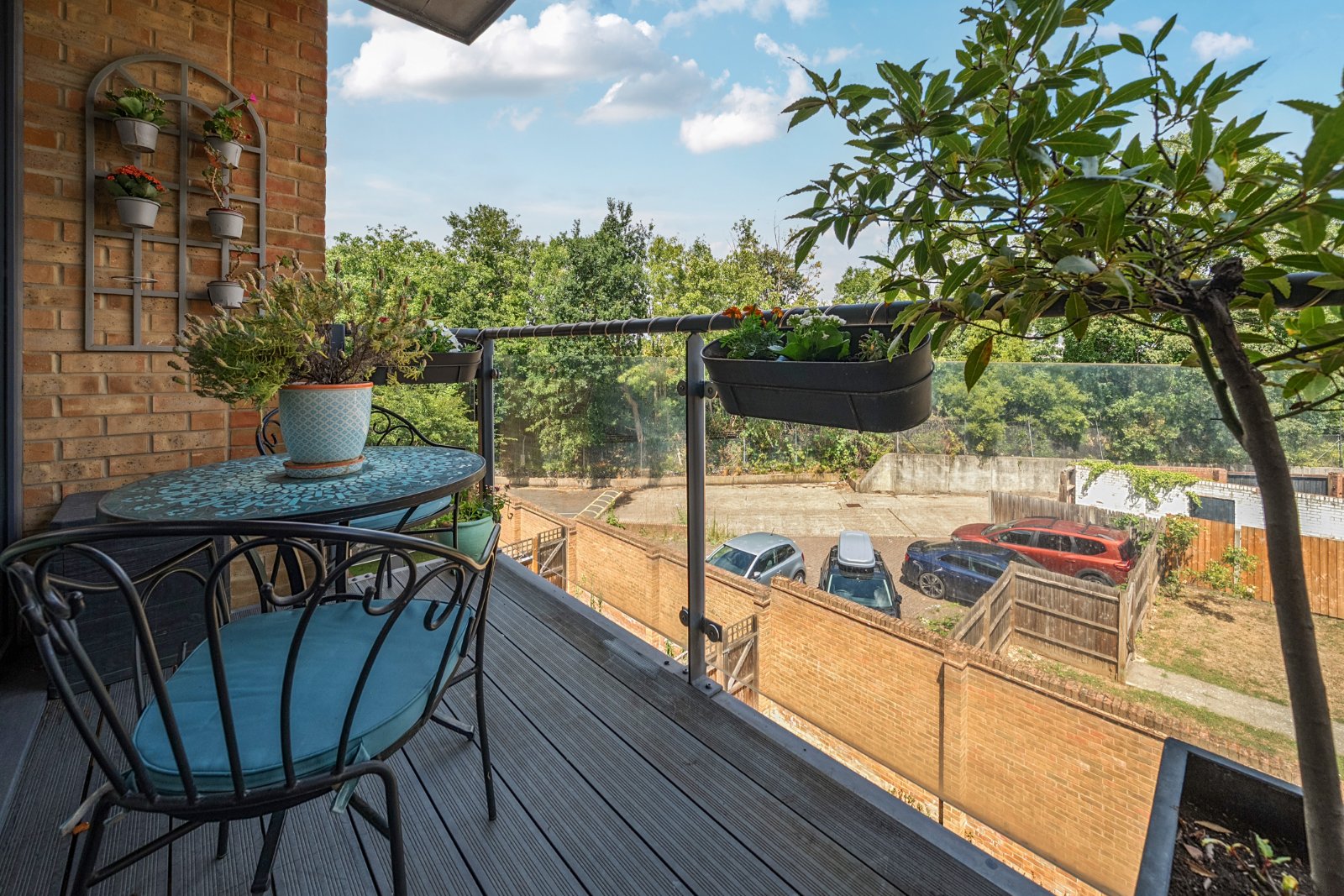 Boundaries Road, London, SW12